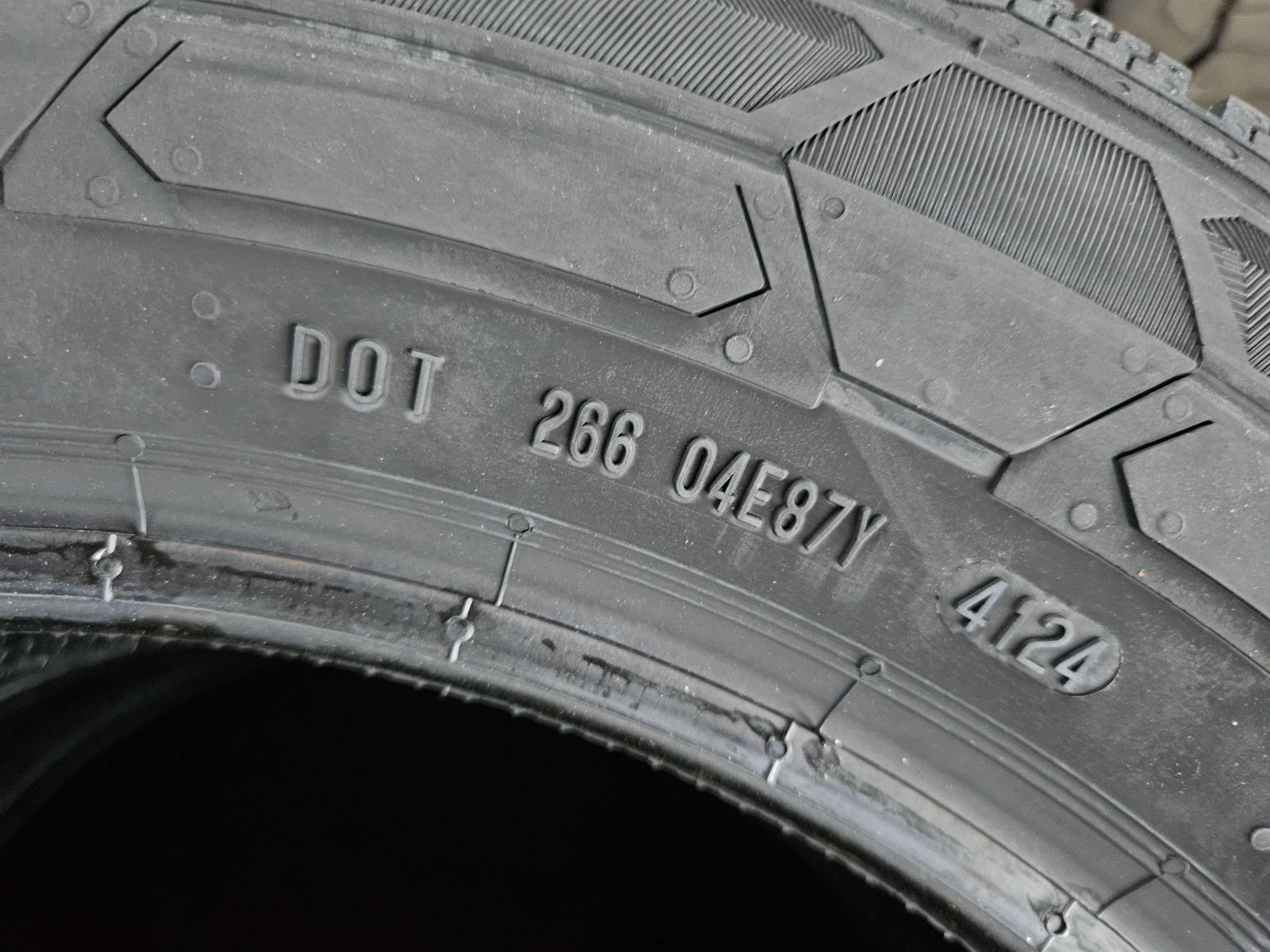 4 Нови бусови зимни гуми 215/60R17C Conti VanWinter 109T 8PR DOT4124