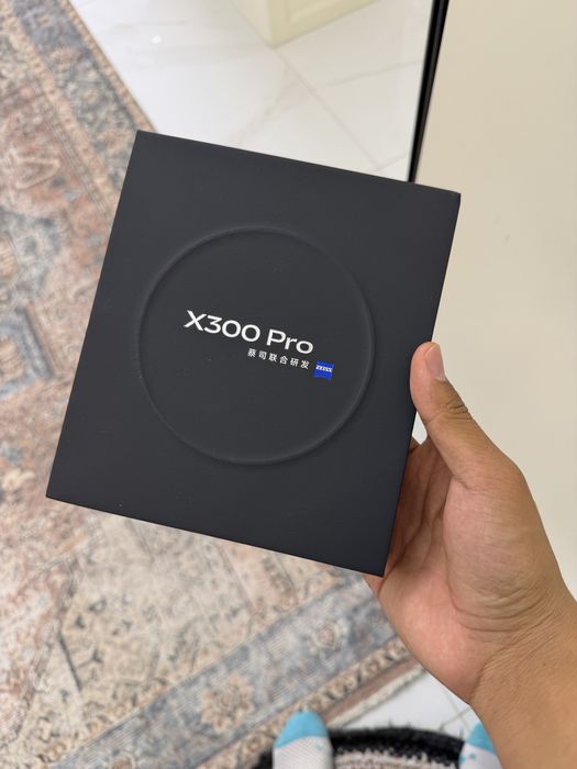 Vivo x300pro 12/256 верефецированныц