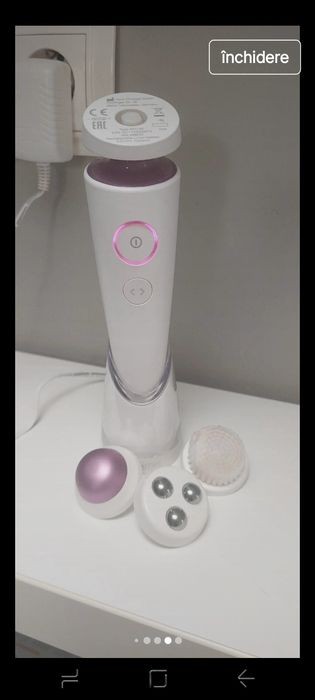 Perie electrica faciala rezistenta la apa