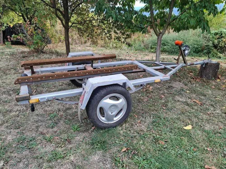 Продавам нерегистриран колесар в добро състояние