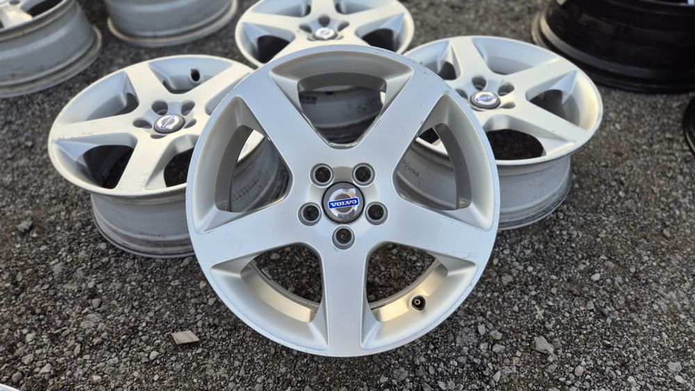Оригинални джанти Волво 5/108 Volvo S60,S80 5x108

Употребявани, Шумен