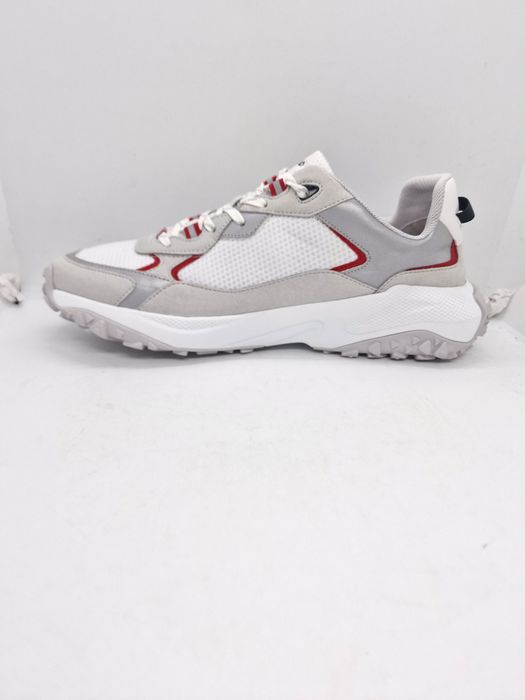 Hugo GO1ST nr. 42,44