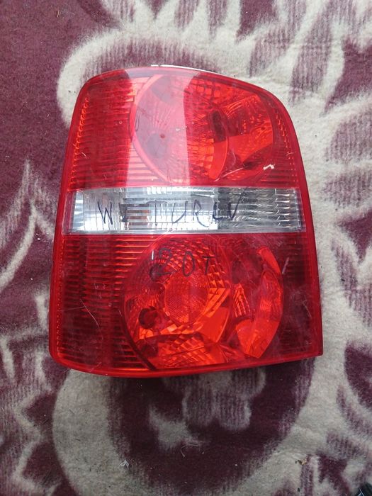 Фонарь Фольксваген Туран