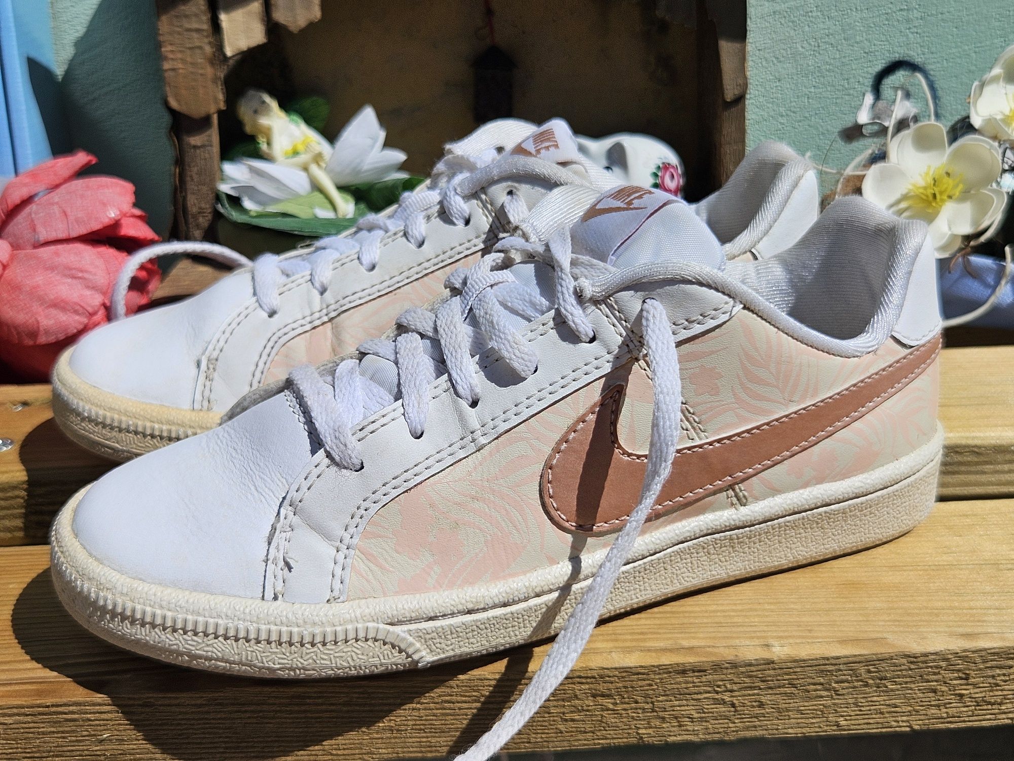Nike кожени кецове N35,5