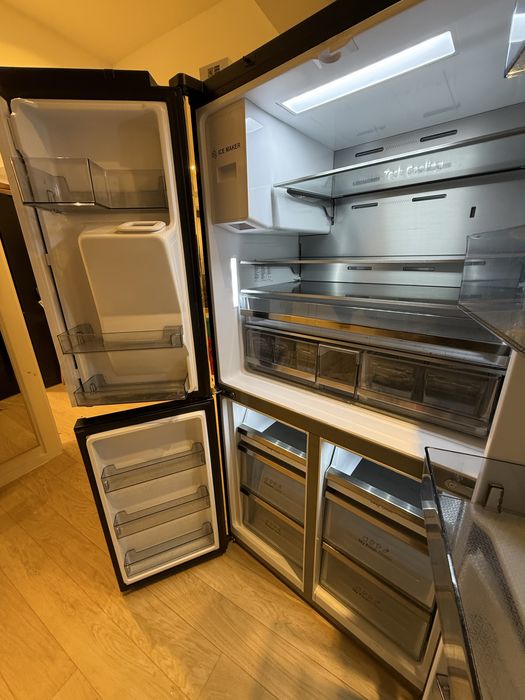 Combina frigorifica/frigider Hisense No Frost 585 L