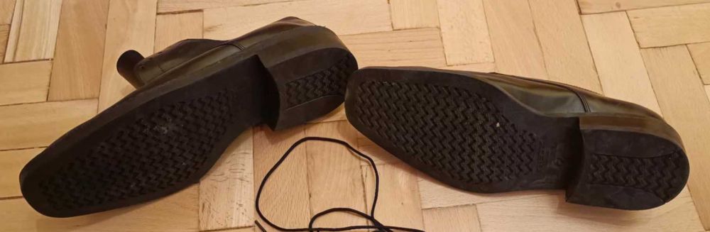 Асиметрични обувки GEOX - 42