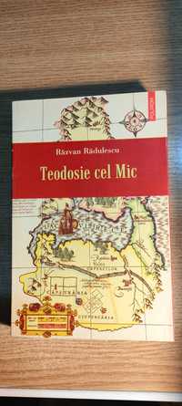 Razvan Radulescu - Teodosie cel Mic (Editura Polirom, 2006)