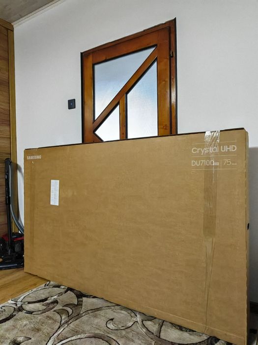 Smart TV Samsung 75inch 190cm Netflix YouTube UHD 4K