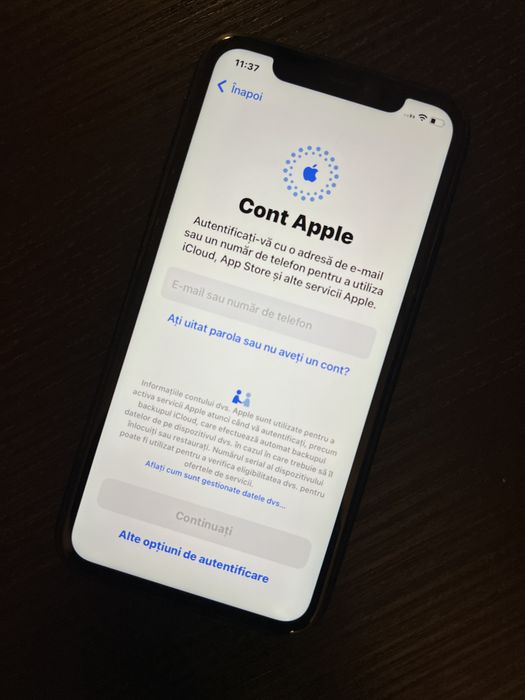 iPhone XR / Negru / 64 GB