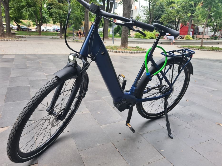 Bicicletă electrică GIANT