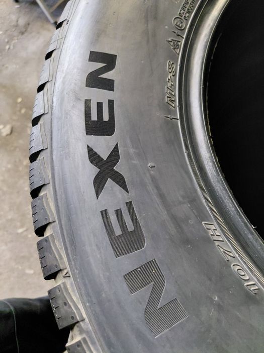 245/65/17" Nexen 4бр.гуми. Нови