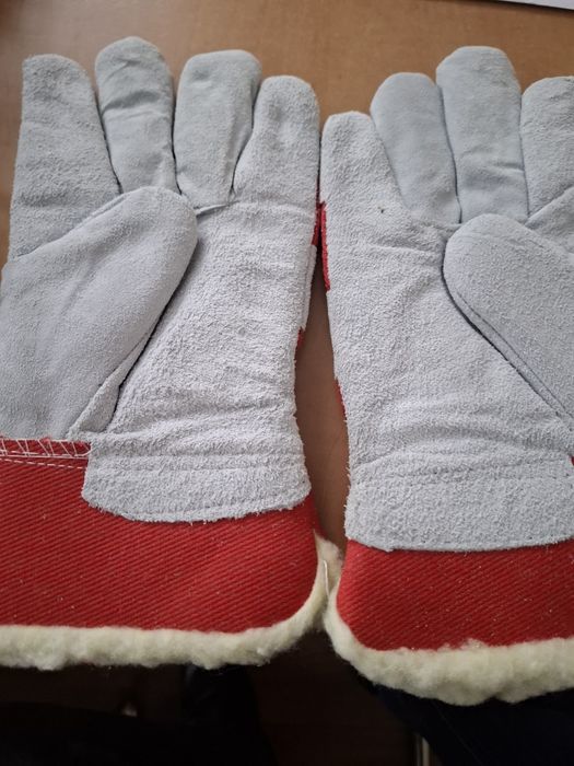 Перчатки утеплённые,  спилковые