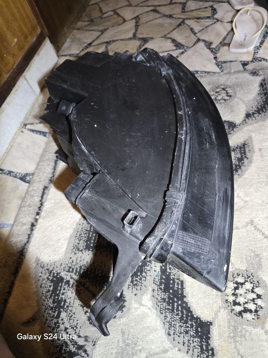 Десен фар за ауди тт