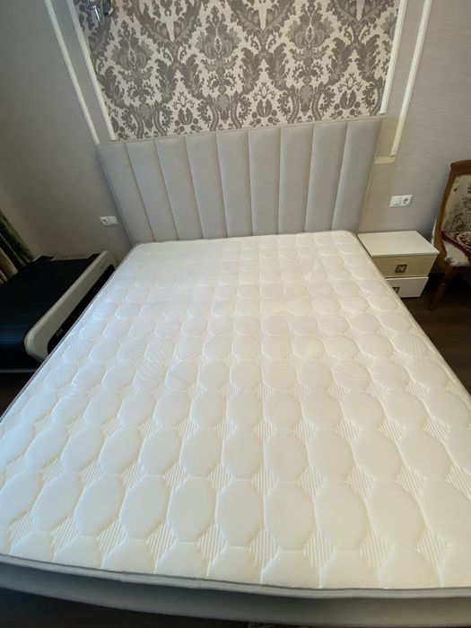 Кровать + матрасс