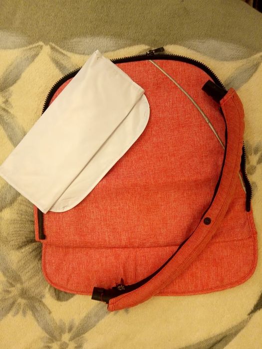 коляска детская.