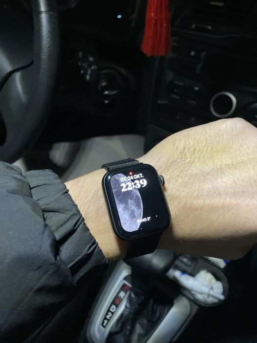 Apple watch se 44mm nike edition