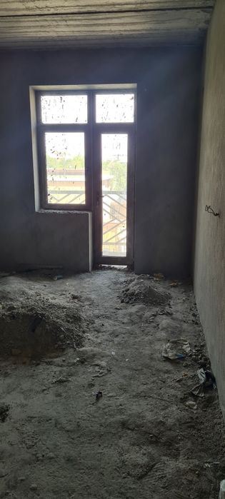 ДОМ сотилади. Срочно.