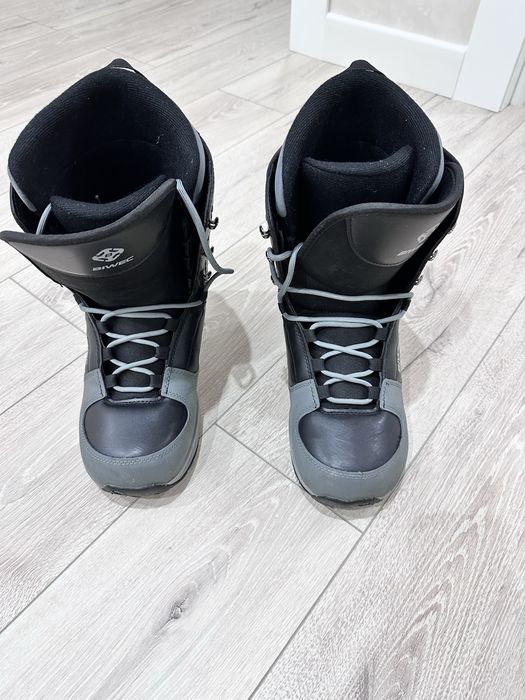 Продам ботинки для сноуборда