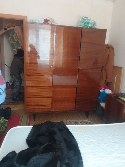 Шифонер. Можно на бачу.