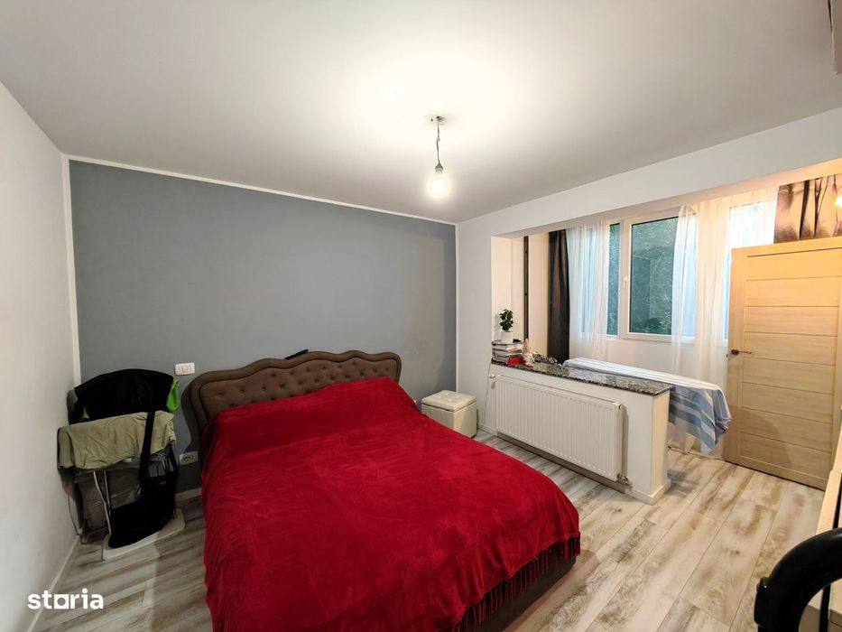 4 camere, et.1, clasa premium, Cornisa.