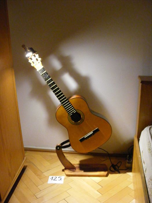 Chitară veioză  (cod 125)