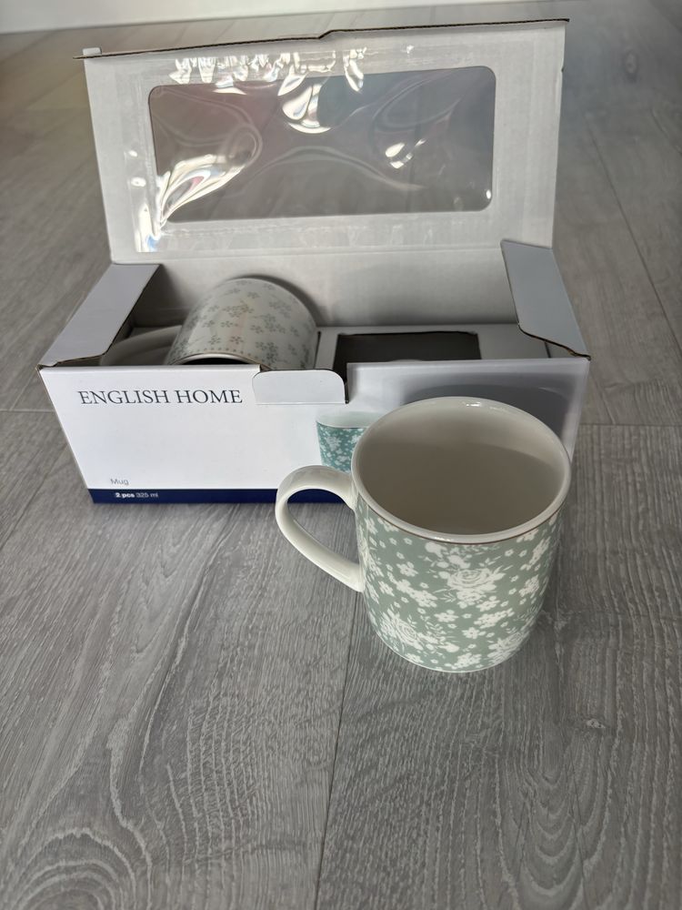 Vand set nou de cani English Home
