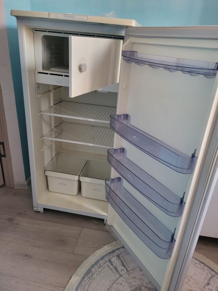 Холодильник бирюса