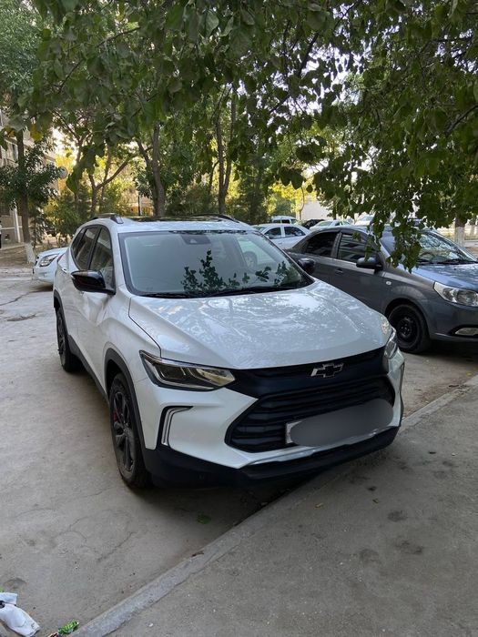 Tracker redline sotiladi