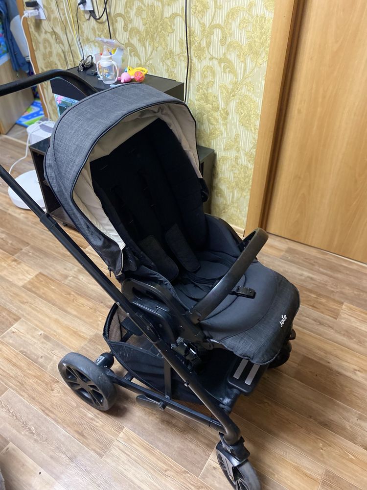 Коляска Joie Chrome 2в1