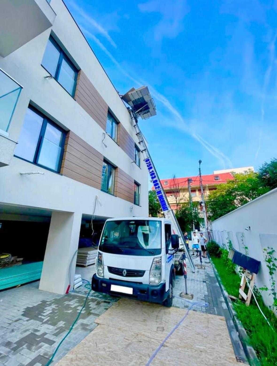 Lift exterior de inchiriat cu manipulatori   mobila, constructi