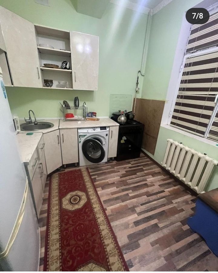 Навоий шахар Курилиш кучасида 2 хонали уй ижарага берилади