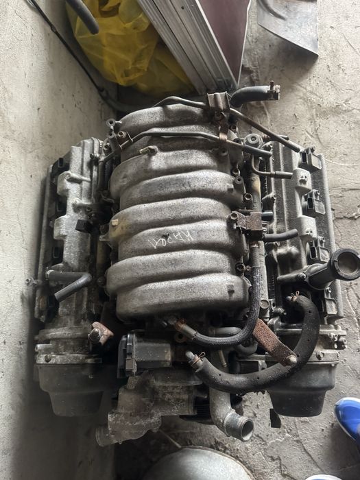 Двигатель 2UZ-FE в сборе