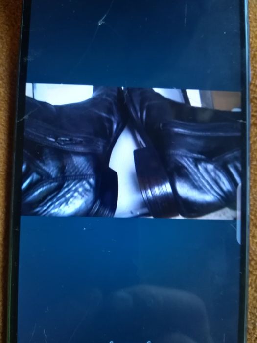 Geaca blugi prespalata cu încaltaminte