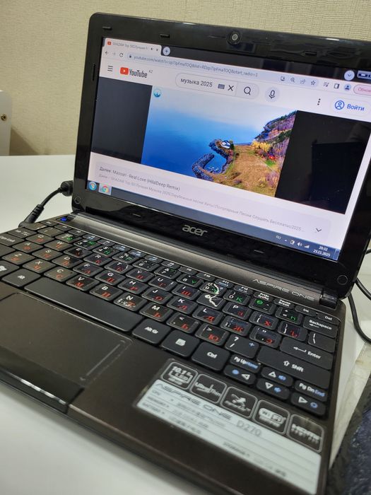 Нетбук Acer Aspire ONE D270