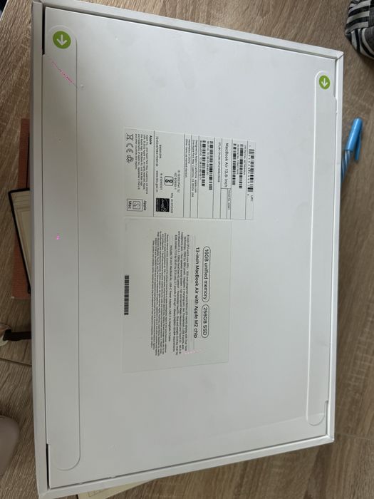macbook air 13 16 гб 256    новый не вскрытый , подарили