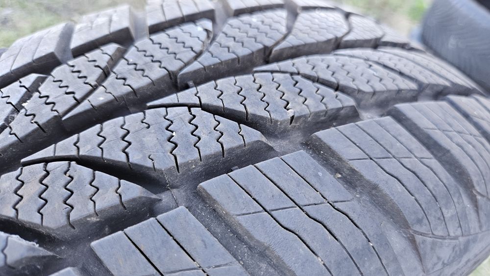 2бр като нови гуми 195 65 15