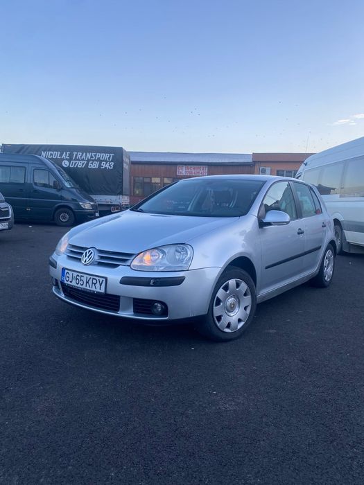 Vând Volkswagen golf 5 1.9 tdi