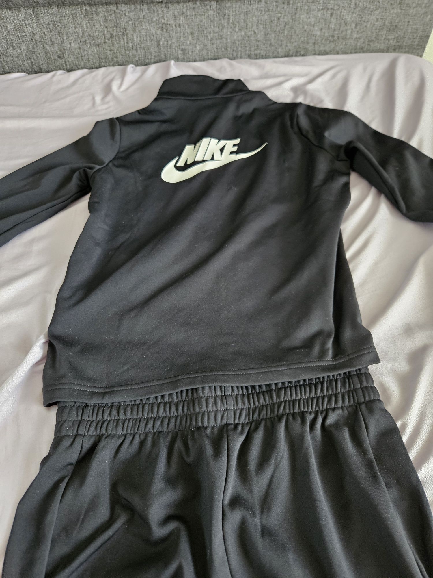 Спортен екип NIKE XL