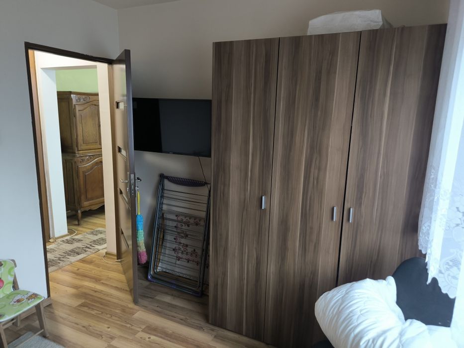 Închiriez apartament 2 camere in Confecții lângă facultate