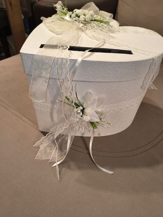 Сватбена кутия за писма и пари