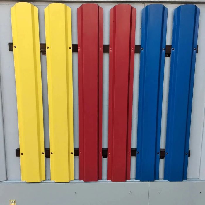 Продам евро штокетники и готовые пролеты.