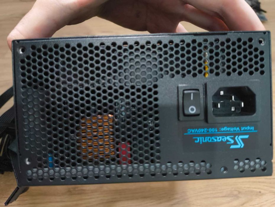 Sursa Seasonic G12 GC-750, 750W, 80 Plus Gold, Negru