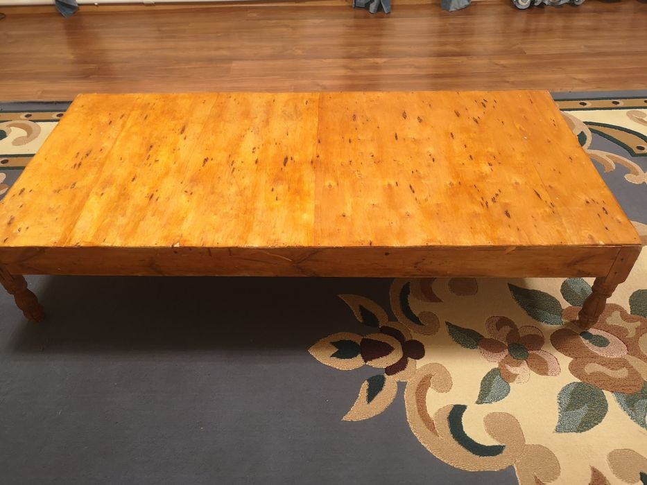 Жер стол сатылымда