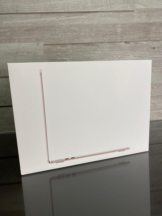 Macbook air 13 m4 chip 16gb