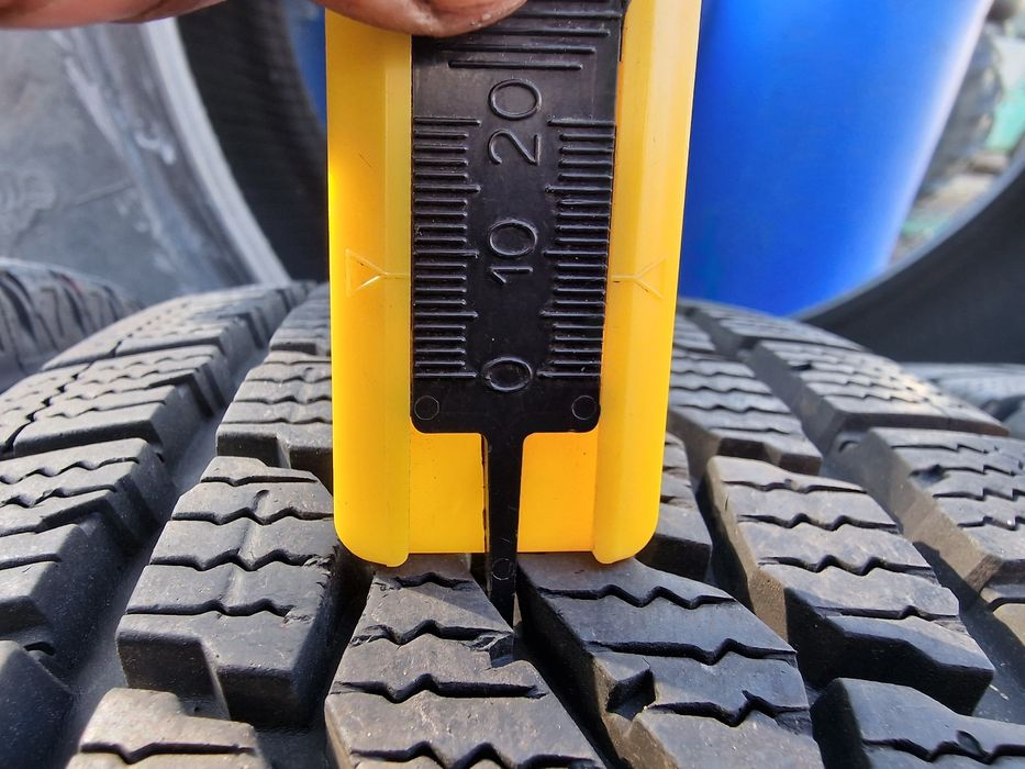 Anvelope 195/75R16C marca Firestone,M +S, DOT 2022, 8 mm