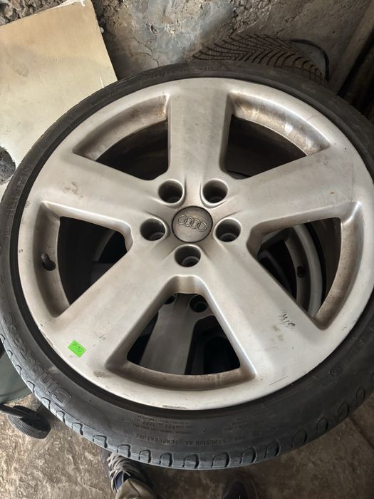 Ауди Ронал 18