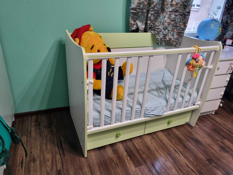Подарявам бебешка кошара зелена