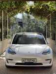 Tesla model 3 standart