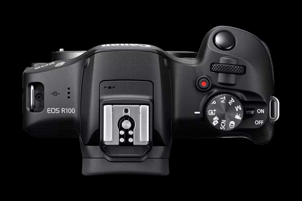 Canon R100, RF-S 18-45mm F/4.5-6.3 IS STM, RF-S 55-210mm F5-7.1 IS STM