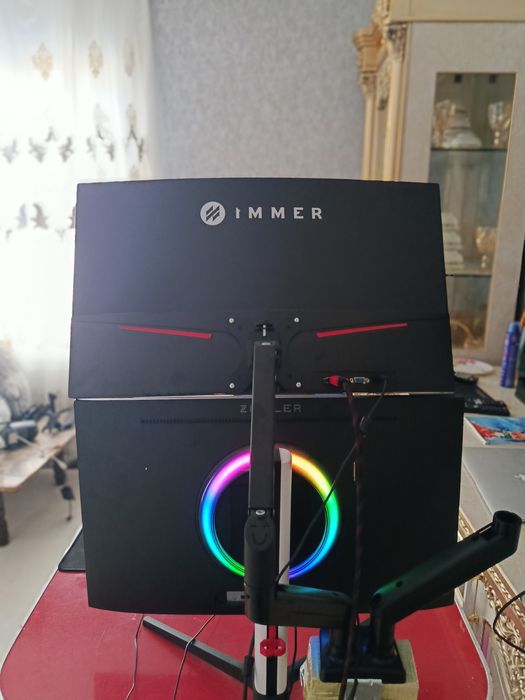 Kompyuter to‘plami va o‘yin kreslosi sotiladi (Core i5, 8GB RAM, SSD)